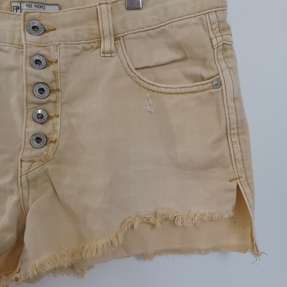 Free People Runaway Slouch Denim Cutoff Buttonfly Shorts - Picture 5 of 9